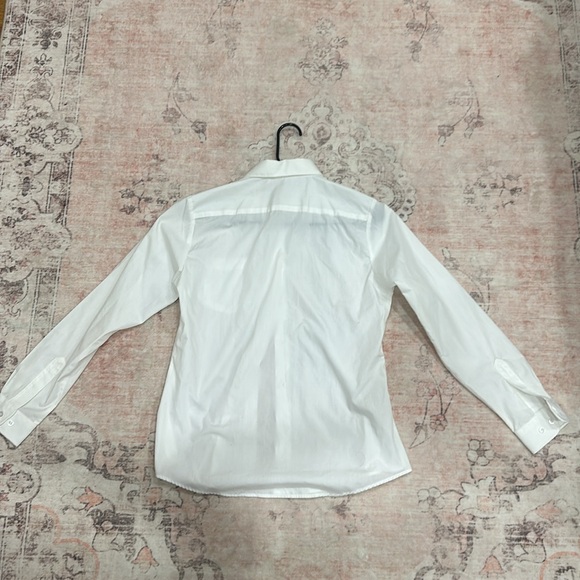 Doc & Amelia White Button Down - Picture 2 of 3